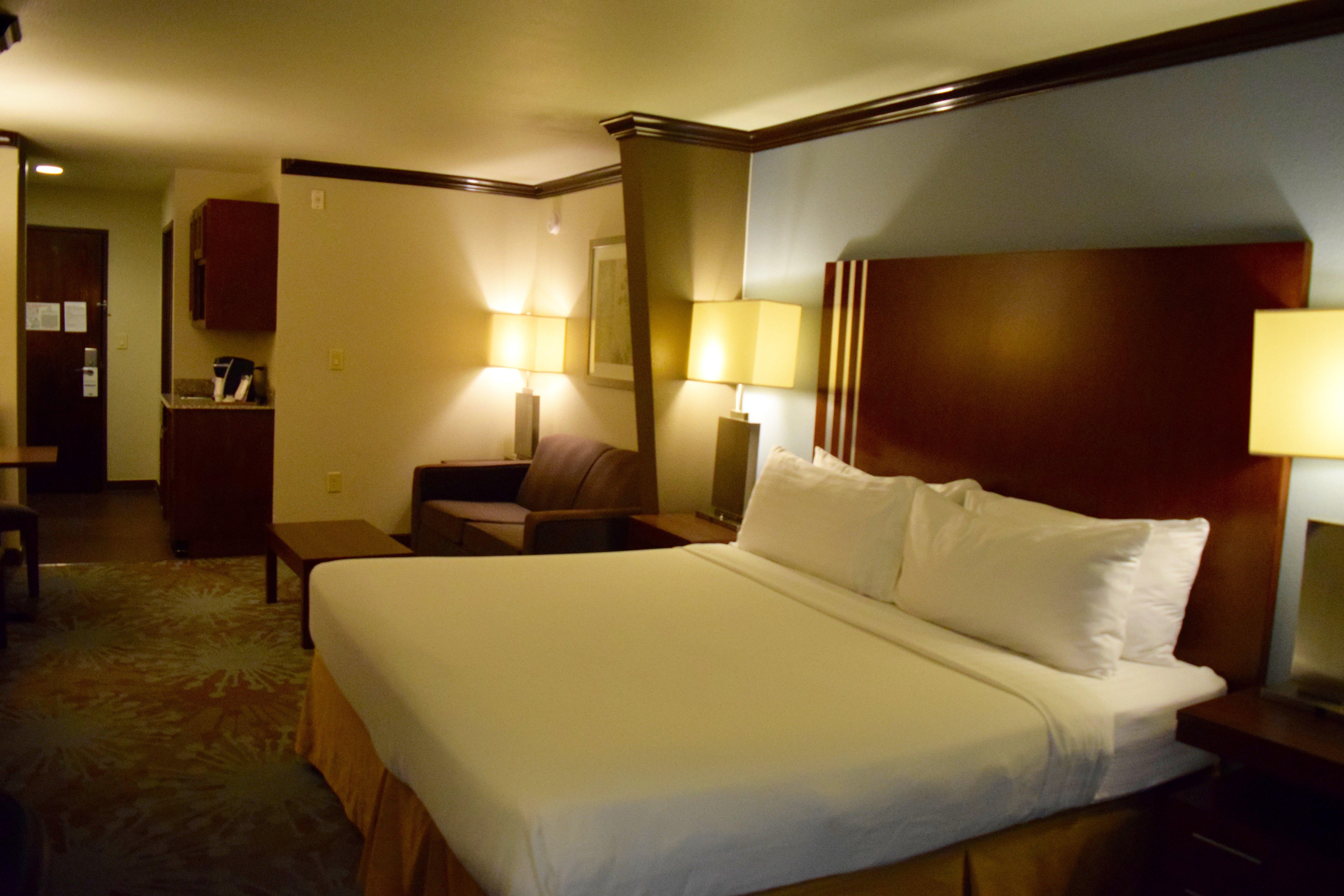 Holiday Inn Express & Suites San Antonio Nw Near Seaworld, An Ihg Hotel מראה חיצוני תמונה